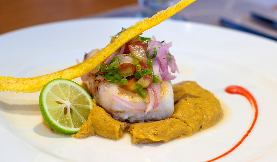 Meal aboard - Reina Silvia Voyager